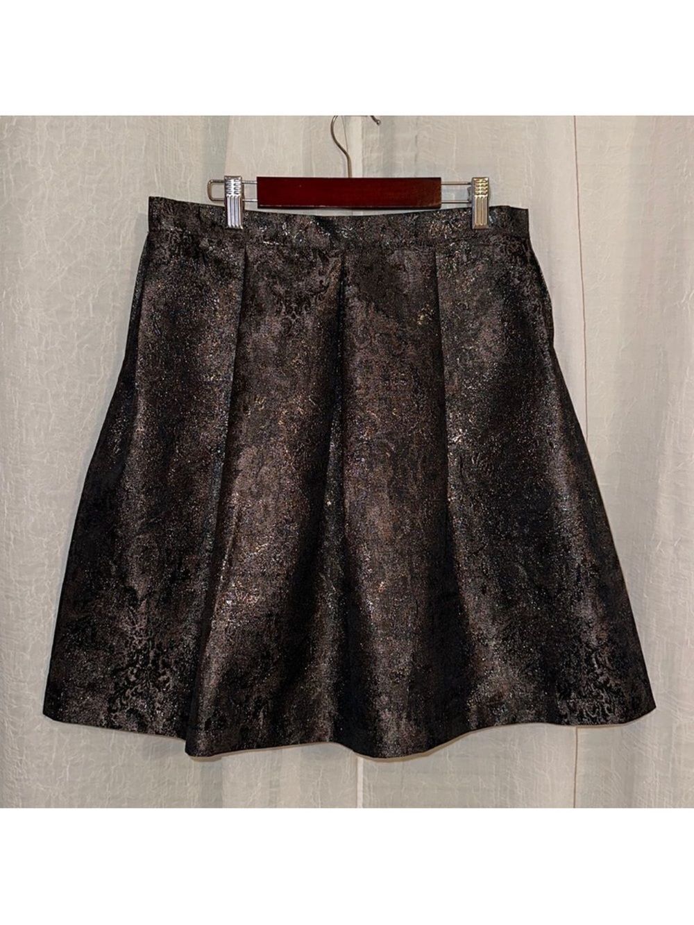 Camomilla 8 Neiman Marcus Shimmery Textured Champagne Brown Black Floral Skirt